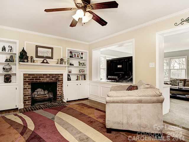 Property image 3 at 2823 Goneaway Road, Charlotte, NC 28210