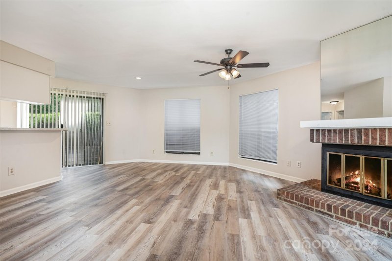 Property image 5 at 8151 Cedar Glen Drive, Charlotte, NC 28212