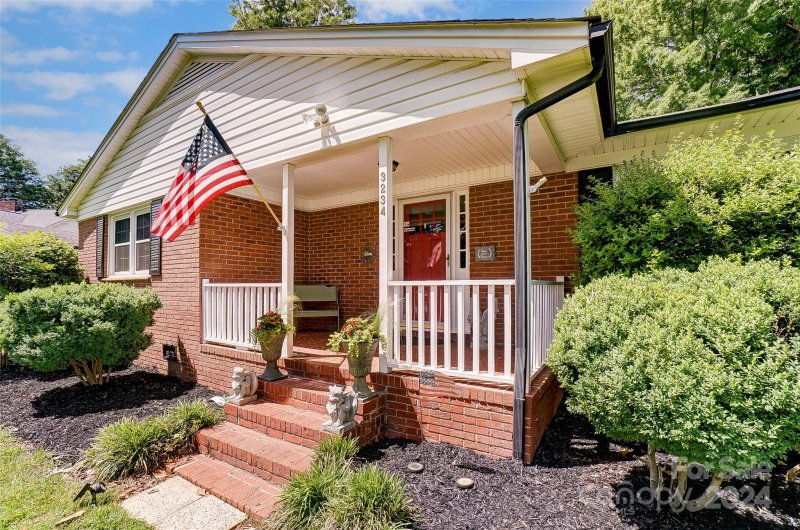 Property image 3 at 3234 Deerwood Drive, Gastonia, NC 28054