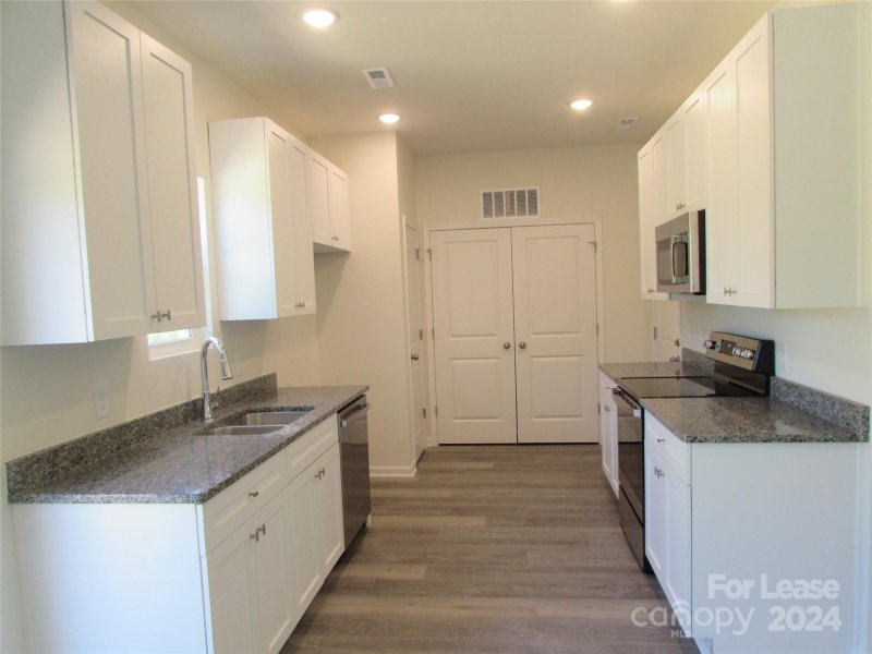 Property image 5 at 112 Slate Drive, Statesville, NC 28625