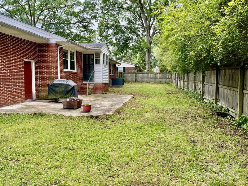 Property image 3 at 1113 Marydale Lane, Rock Hill, SC 29732