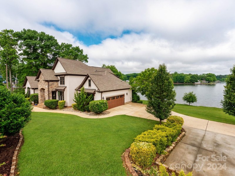 Property image 3 at 9146 Greenwood Road, Terrell, NC 28682