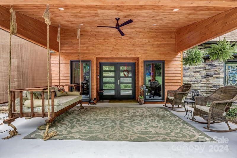 Property image 5 at 11904 Mountain Crest Circle, Charlotte, NC 28216