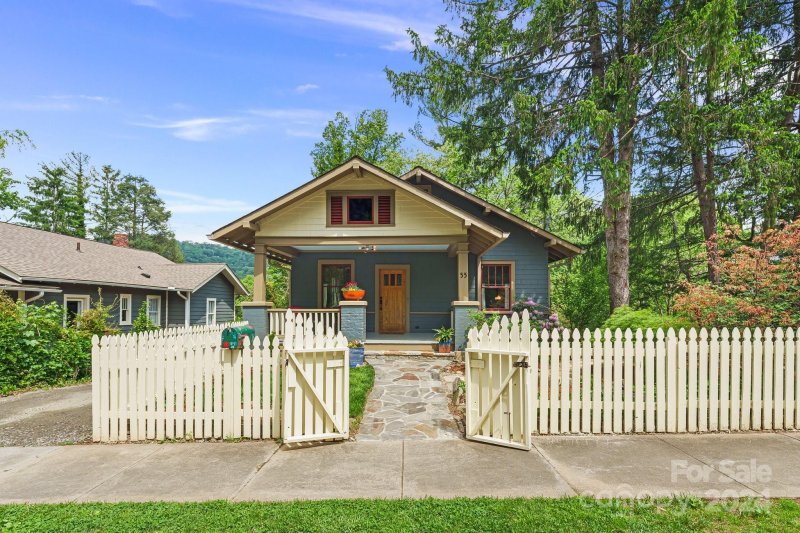 Property image 2 at 55 Henrietta Street, Asheville, NC 28801