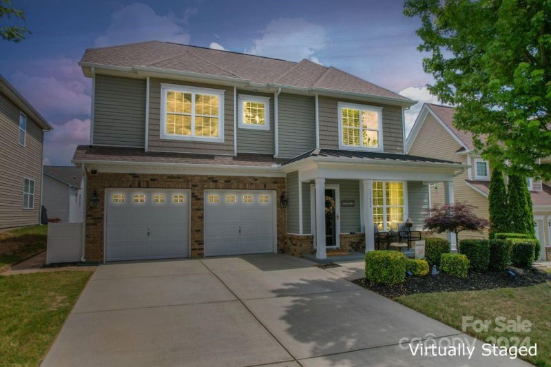 11608 Red Knoll Lane