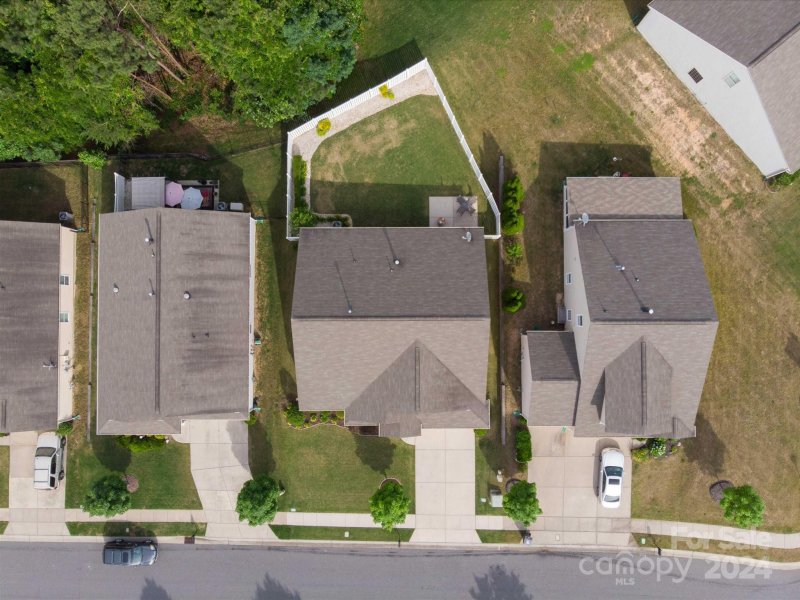 Property image 4 at 13208 Hunting Birds Lane, Charlotte, NC 28278