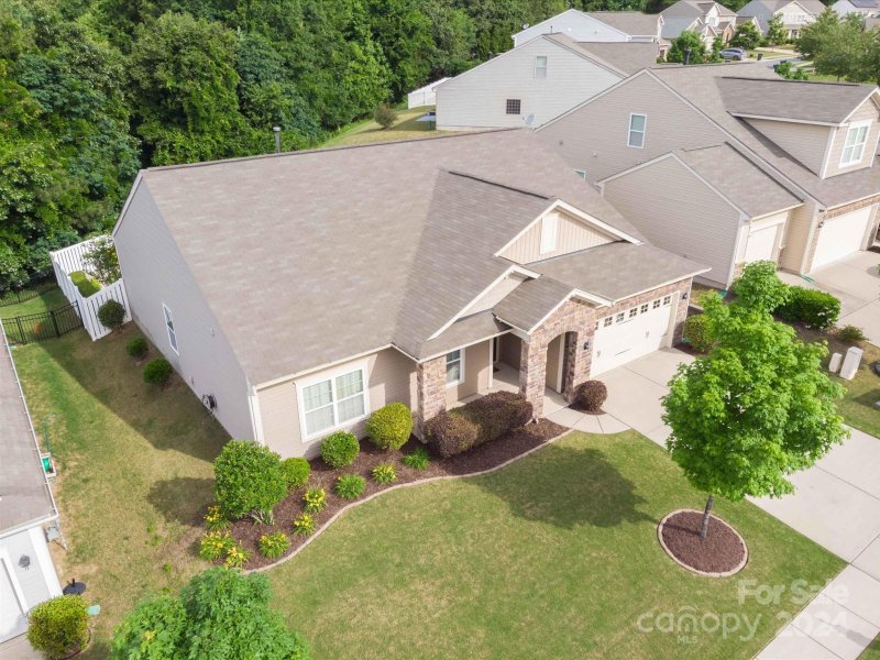 Property image 5 at 13208 Hunting Birds Lane, Charlotte, NC 28278