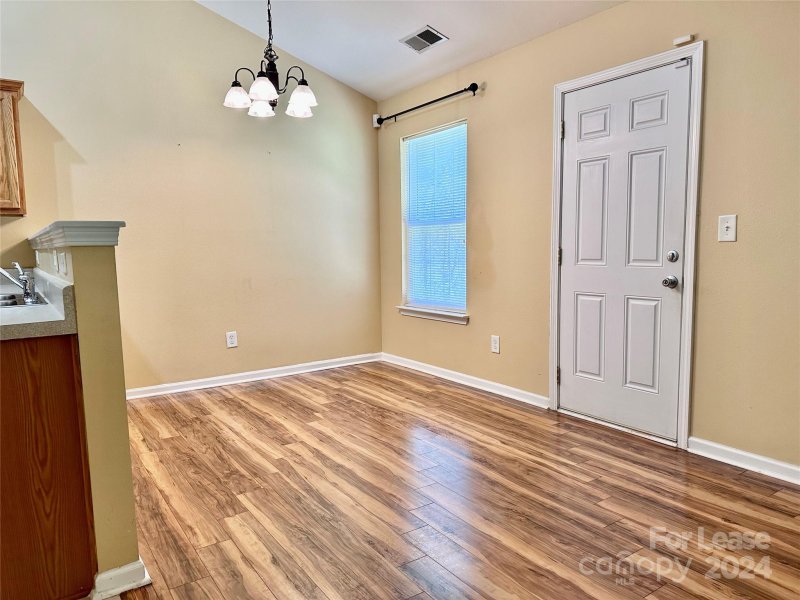 Property image 4 at 6623 Sunman Road, Charlotte, NC 28216