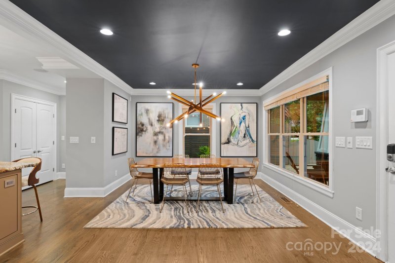 Property image 5 at 3220 Commonwealth Avenue, Charlotte, NC 28205