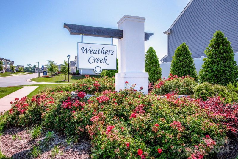 Property image 2 at 117 Crownpiece Street, Troutman, NC 28166