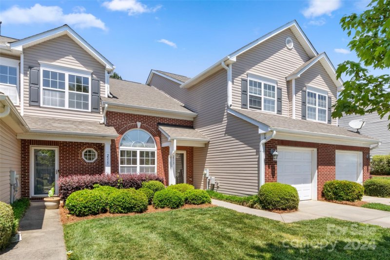 Property image 3 at 2317 Calabassas Lane, Matthews, NC 28105