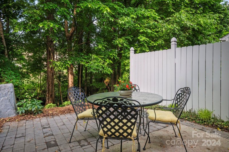 Property image 4 at 6643 Rothchild Drive, Charlotte, NC 28270