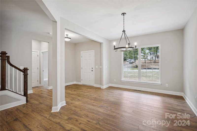 Property image 3 at 5135 Kings Pinnacle Drive, Kings Mountain, NC 28086