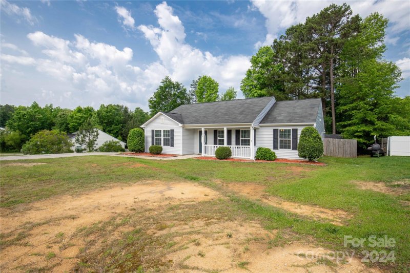Property image 3 at 3022 Georgetown Road, Lancaster, SC 29720