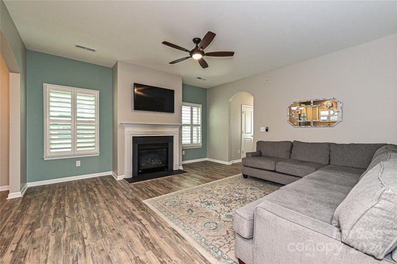 Property image 4 at 141 Martingale Avenue, Mooresville, NC 28115