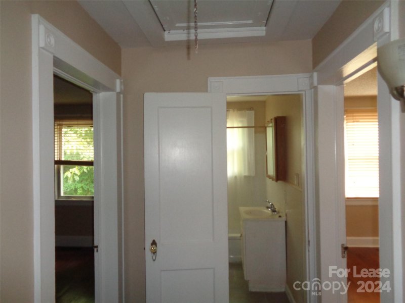Property image 5 at 421 Radio Road, Charlotte, NC 28216