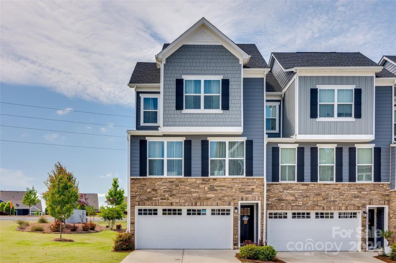 Property image 2 at 664 Crudent Road, Tega Cay, SC 29708