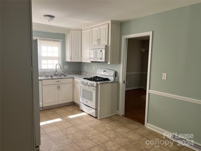 Property image 3 at 9222 Robert Frost Lane, Charlotte, NC 28213