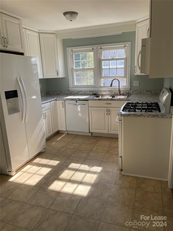 Property image 4 at 9222 Robert Frost Lane, Charlotte, NC 28213