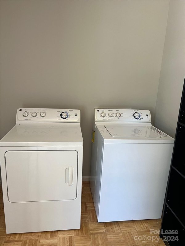 Property image 5 at 9222 Robert Frost Lane, Charlotte, NC 28213