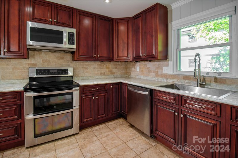 Property image 5 at 4928 Greenbrook Drive, Charlotte, NC 28205