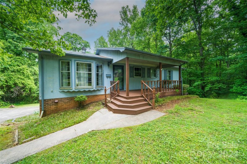 Property image 2 at 211 Poplar Street, Stanley, NC 28164