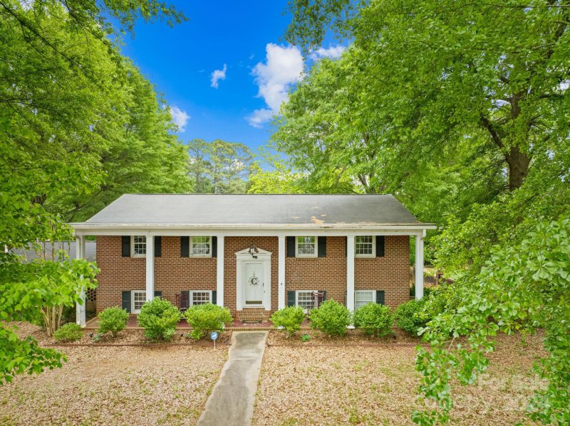 Property image 2 at 2535 Shaw Avenue, Gastonia, NC 28054