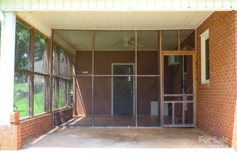 Property image 4 at 154 Crosswhite Lane, Statesville, NC 28625