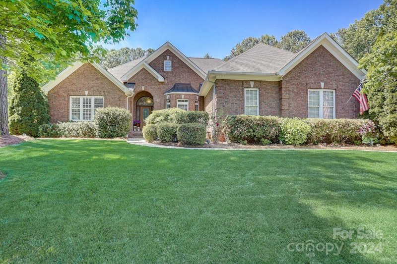 4565 River Hills Drive