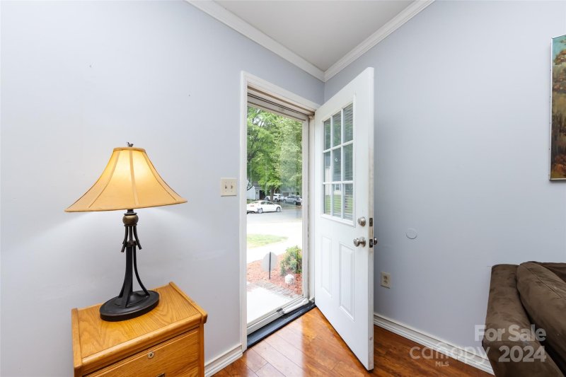 Property image 4 at 8200 Meadowdale Lane, Charlotte, NC 28227