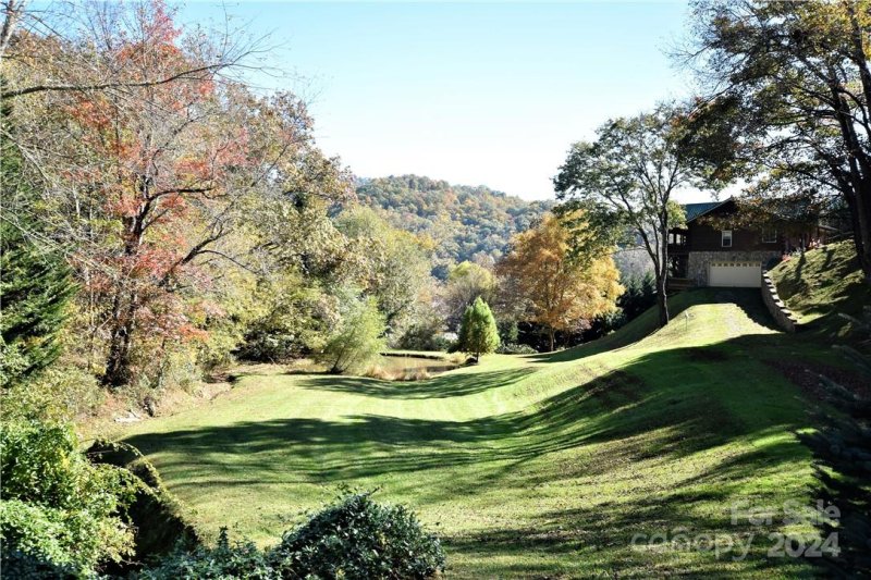 Property image 5 of Lot 6 Mayflower Court in Campbell Mountain Estates, Waynesville, NC 28785