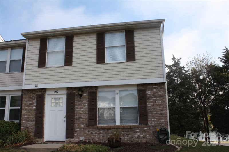 162 Water Oak Drive