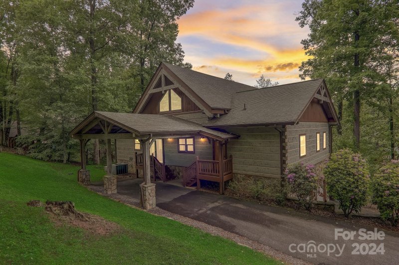 Property image 4 at 170 Cradling Cove, Waynesville, NC 28785