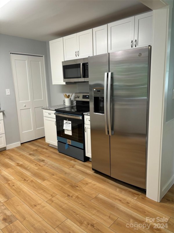 Property image 2 at 155 Regency Road, Mooresville, NC 28117