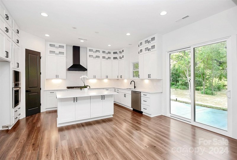 Property image 4 at 7012 Waxhaw Crossing Drive, Waxhaw, NC 28173