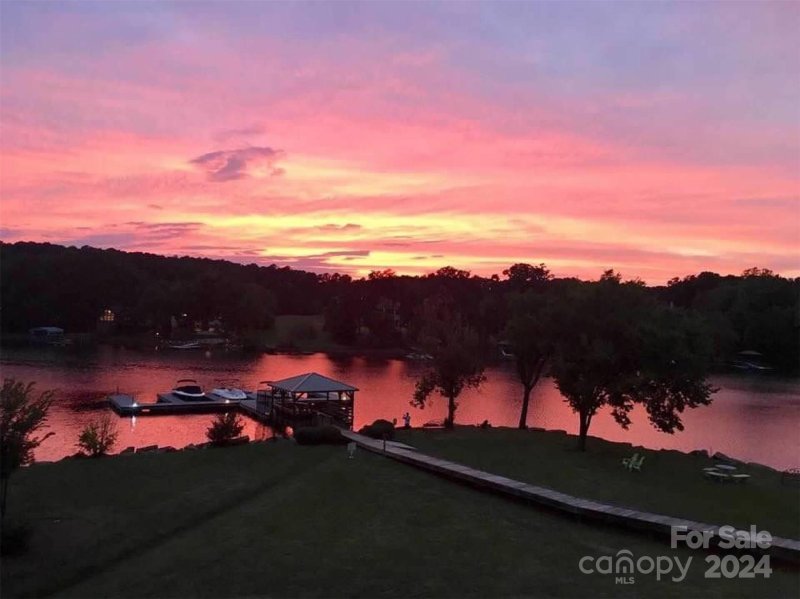 7822 Village Harbor Drive