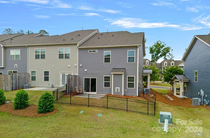 Property image 2 at 612 Amber Meadows Way, Fort Mill, SC 29708