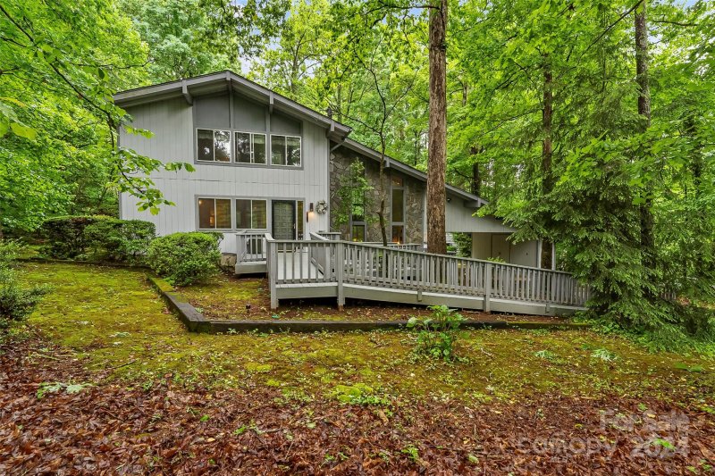 Property image 2 at 225 Camelot Drive, Morganton, NC 28655