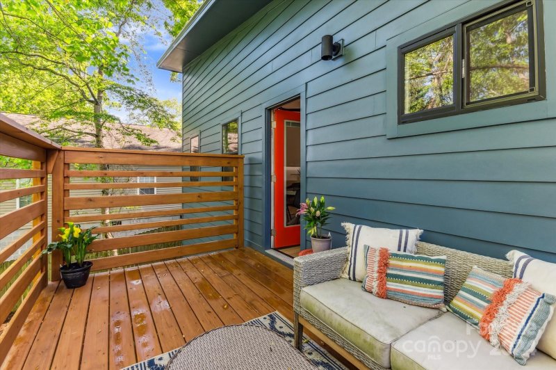 Property image 5 at 151 Laurel Loop, Asheville, NC 28806