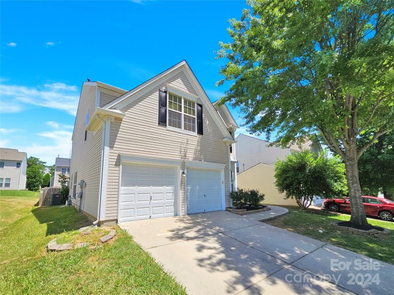 Property image 2 at 11239 Cypress View Drive, Charlotte, NC 28262