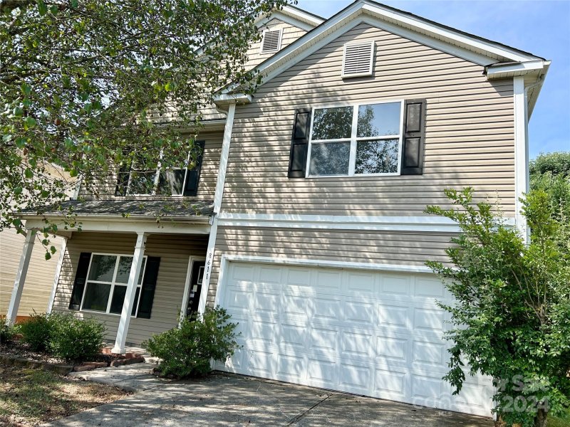 Property image 3 at 8611 Earthenware Drive, Charlotte, NC 28269