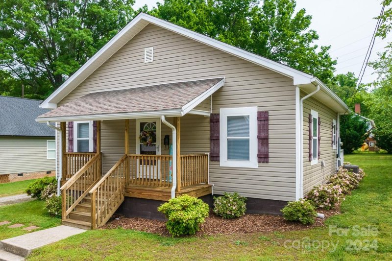 Property image 2 at 416 Dingler Avenue, Mooresville, NC 28115