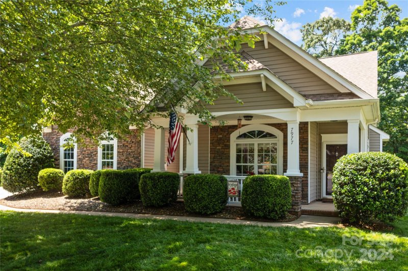 Property image 2 at 7977 Worth Way, Denver, NC 28037