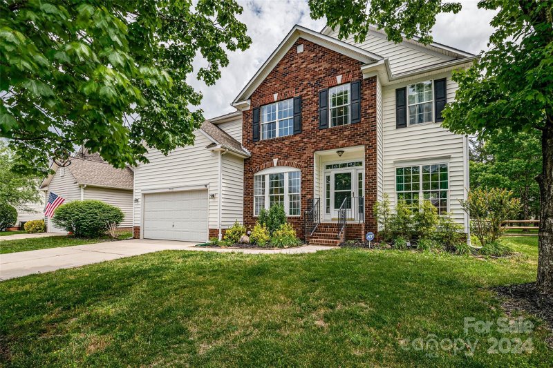 9011 Tintinhull Lane