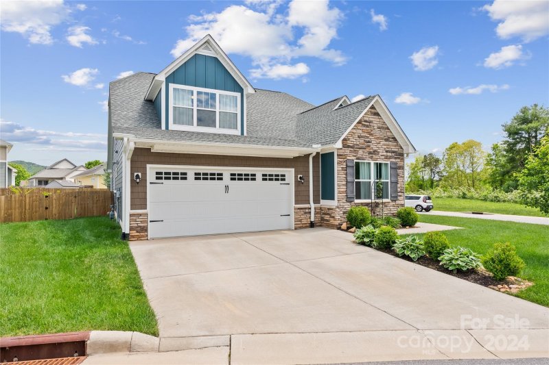 Property image 2 at 14 Montaugue Street, Arden, NC 28704