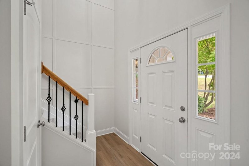 Property image 3 at 800 17th Avenue Drive, Hickory, NC 28602