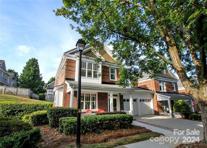 Property image 2 at 18721 Skysail Court, Cornelius, NC 28031