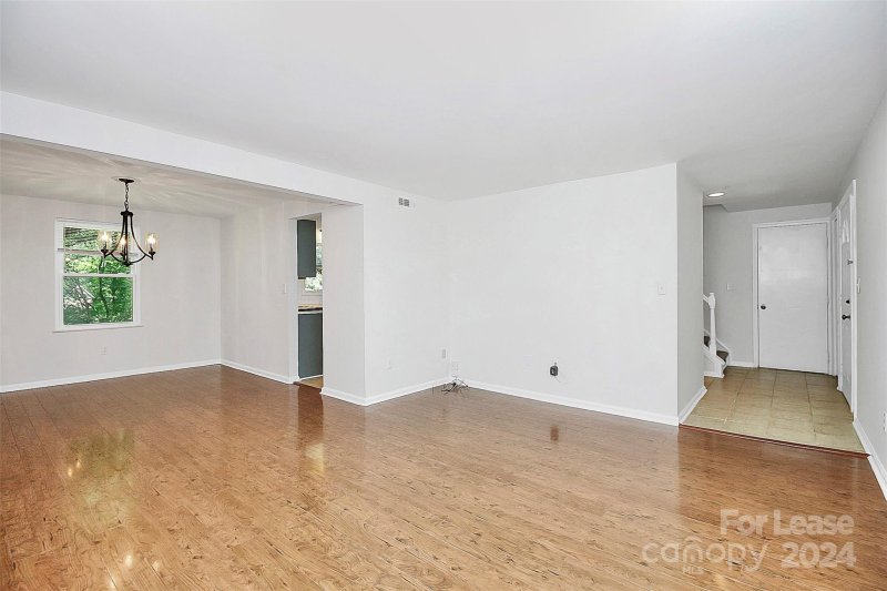 Property image 4 at 6715 Morganford Road, Charlotte, NC 28211