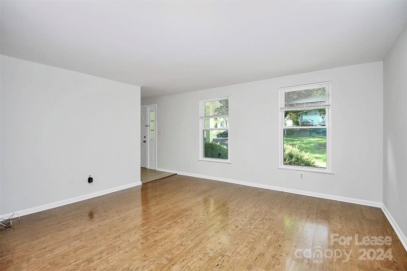 Property image 5 at 6715 Morganford Road, Charlotte, NC 28211