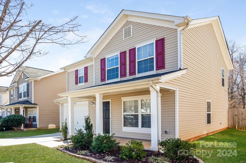 Property image 4 at 10311 Hugue Way, Charlotte, NC 28214